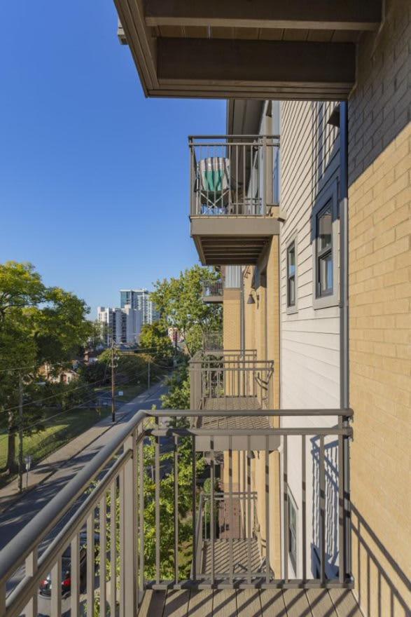 Cozysuites Musicrow Astonishing With Free Parking 37 Nashville
